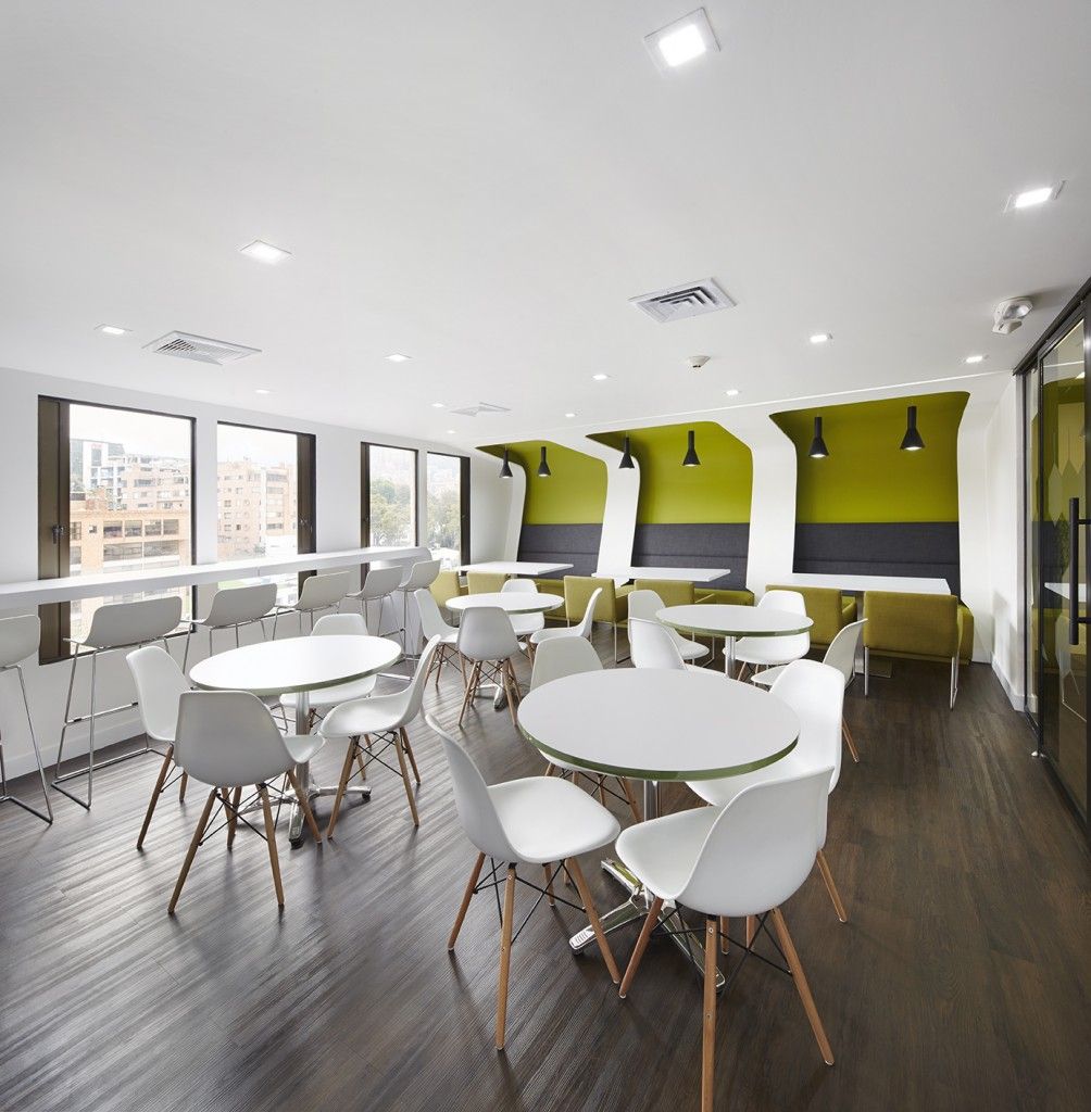 espacio abierto a la luz.arquint. office
