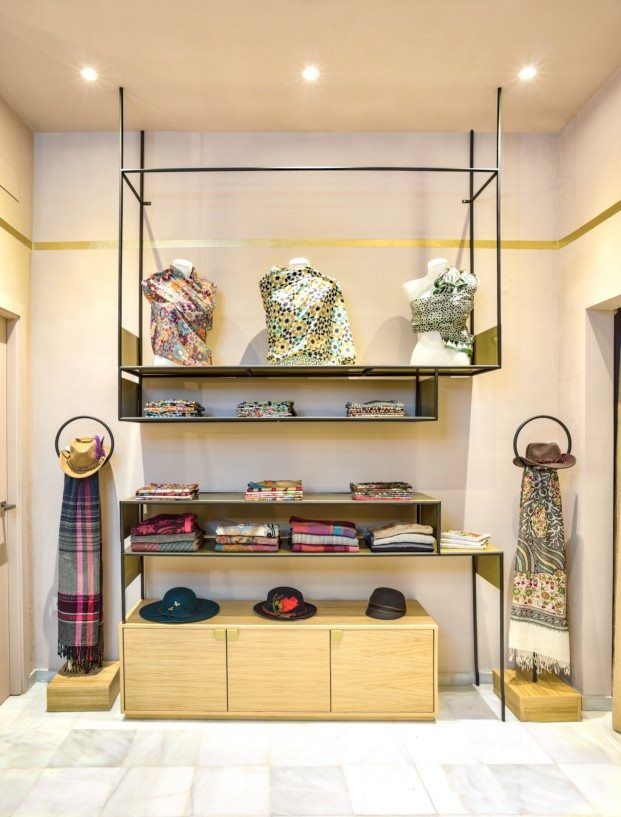 pashminas en pequeño espacio de diseño Sympathique-8 (Copiar)