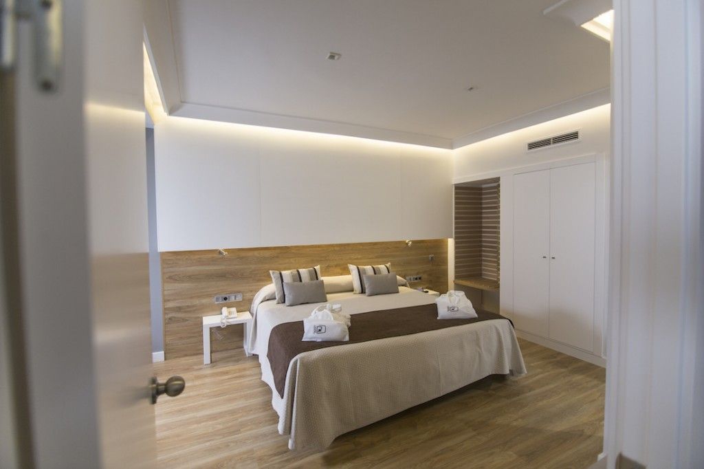 cama-en-suite-junior-hotel-monte-carmelo cama-en-suite-junior-hotel-monte-carmelo