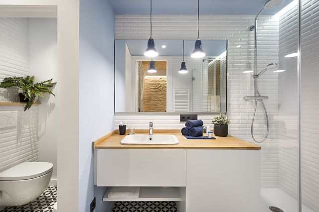 revestimiento de baño en reforma y decoración de una casa revestimiento de baño en reforma y decoración de una casa