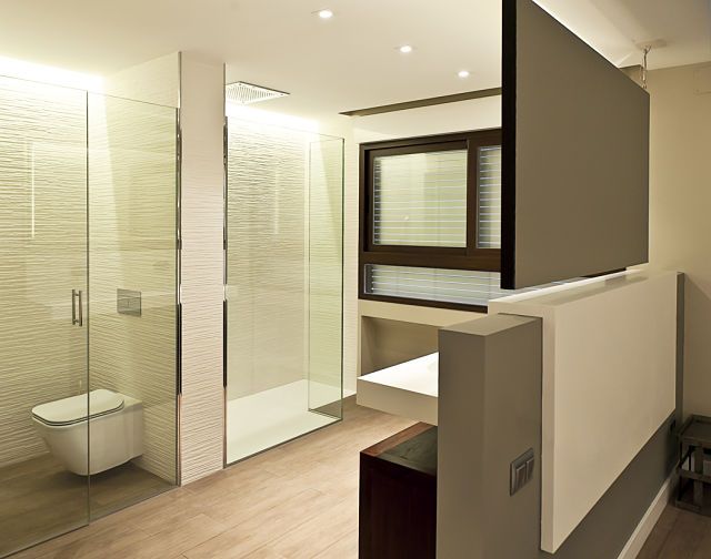 Baño de diseño en vivienda