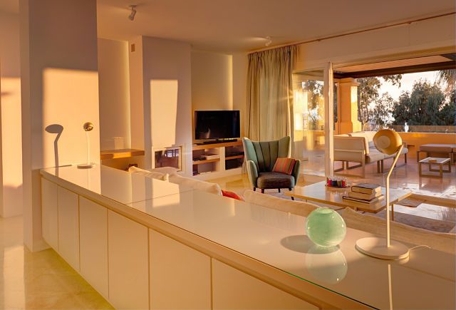 Mueble a medida en reforma en Marbella Mueble a medida en reforma en Marbella
