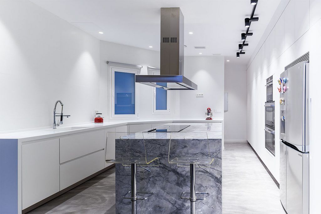 revestimiento de cocina en reforma de un piso antiguo revestimiento de cocina en reforma de un piso antiguo