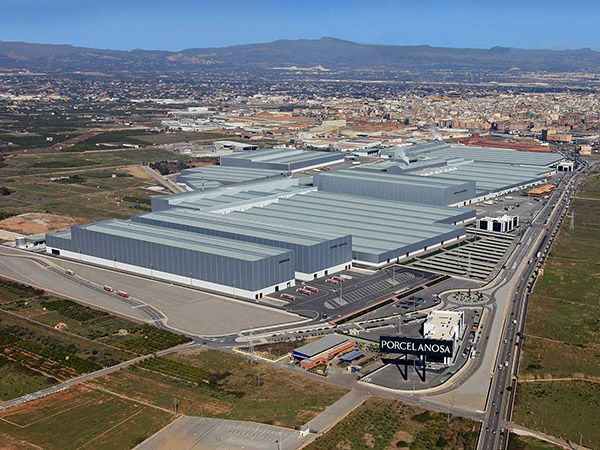 vista aérea de fábrica de Porcelanosa