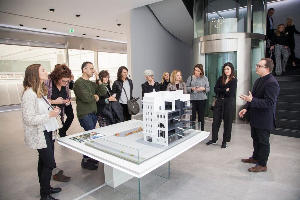 Grupo de medios digitales en Porcelanosa Experience
