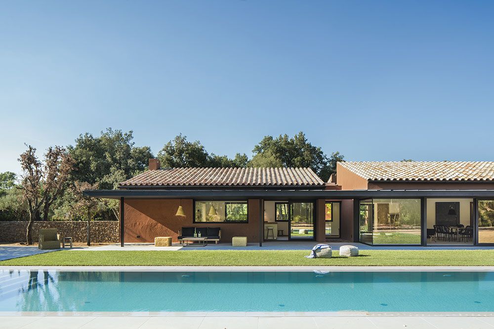 Arquitectura y diseño de jardín y piscina