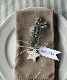 Decorar la mesa de Navidad con ramita